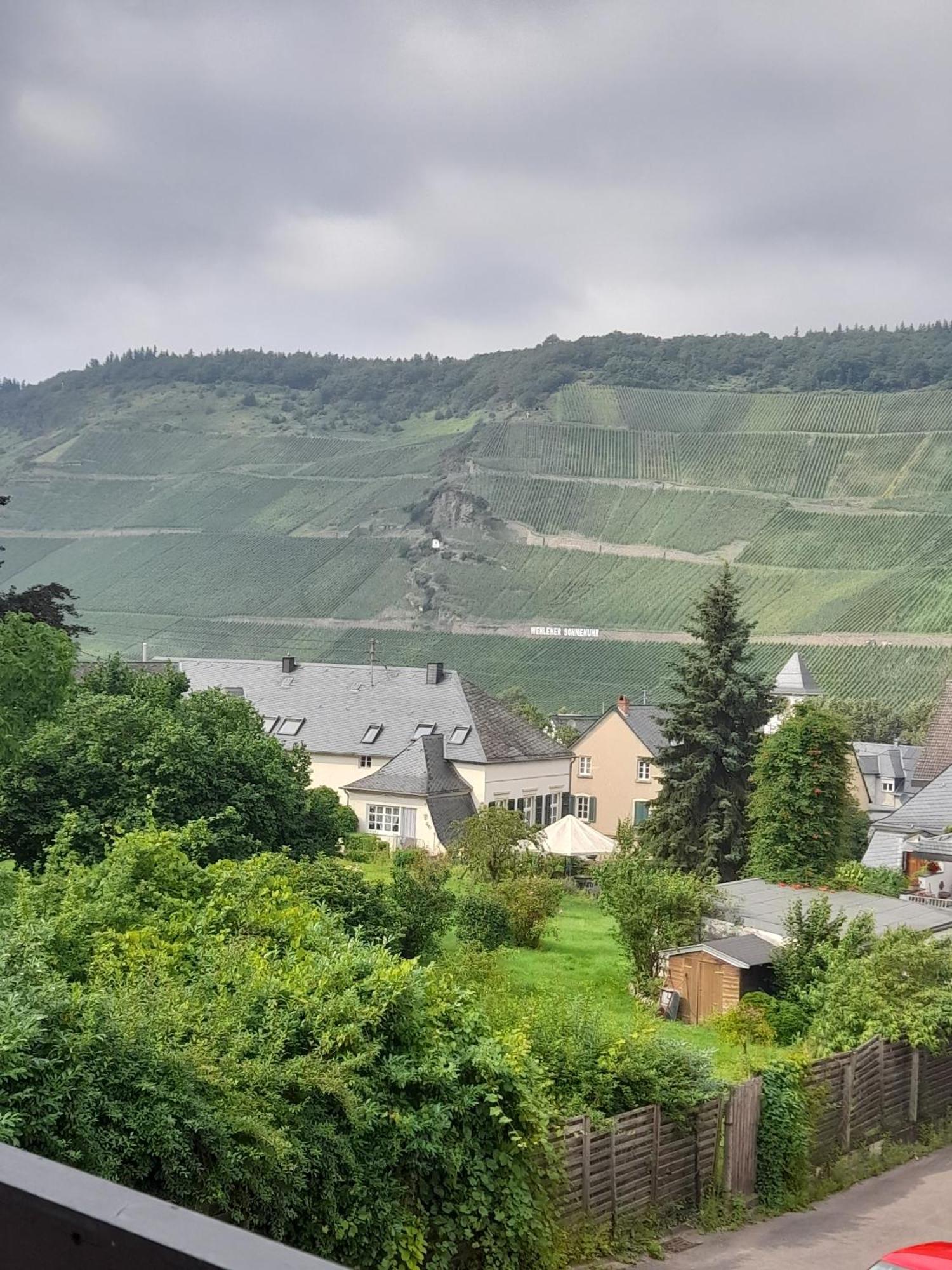 Gaestezimmer Bernkastel - Gaestehaus Barbara エクステリア 写真